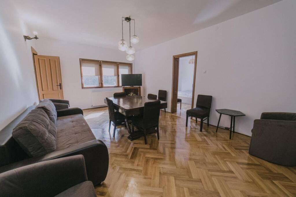 Predoi'S Place Сіная Екстер'єр фото
